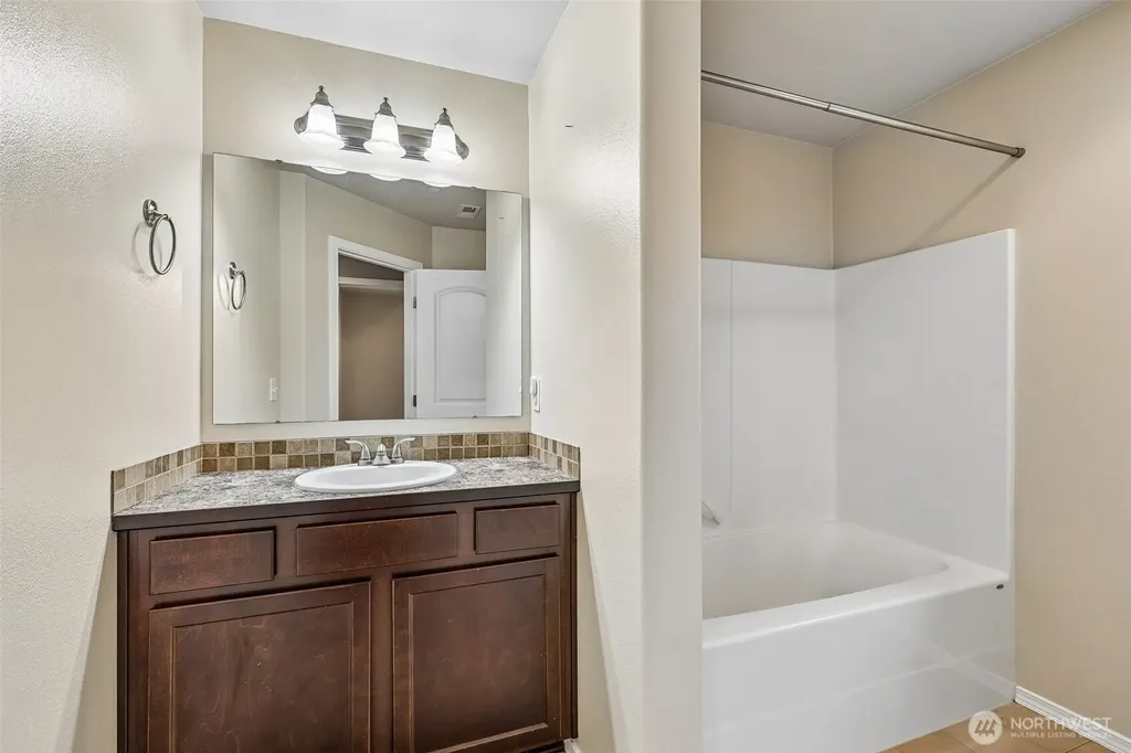 11747 64th Lane S Seattle WA 98178