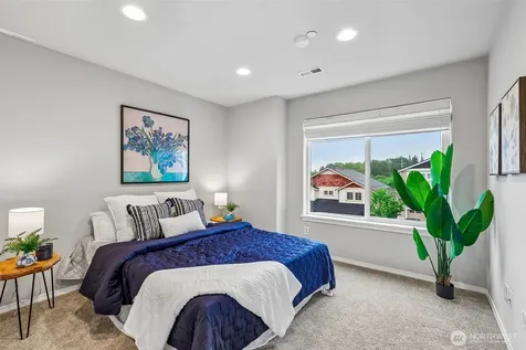 11747 64th Lane S Seattle WA 98178