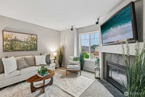11747 64th Lane S Seattle WA 98178