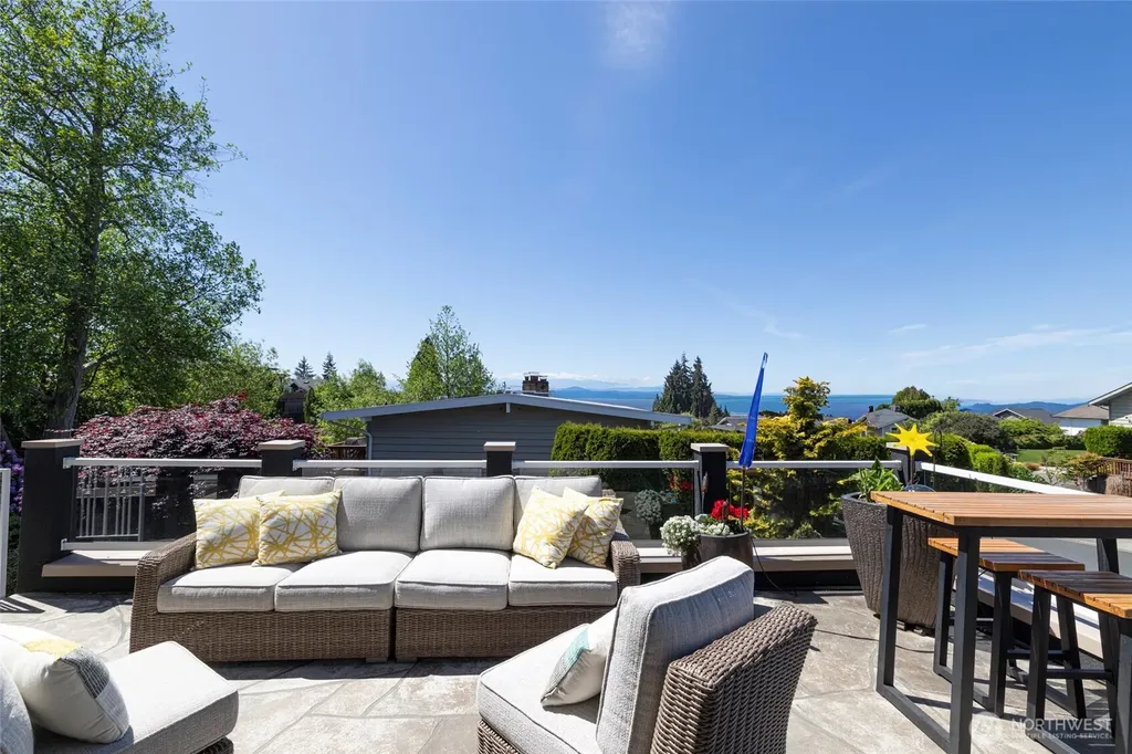 816 Walnut Street Edmonds WA 98020