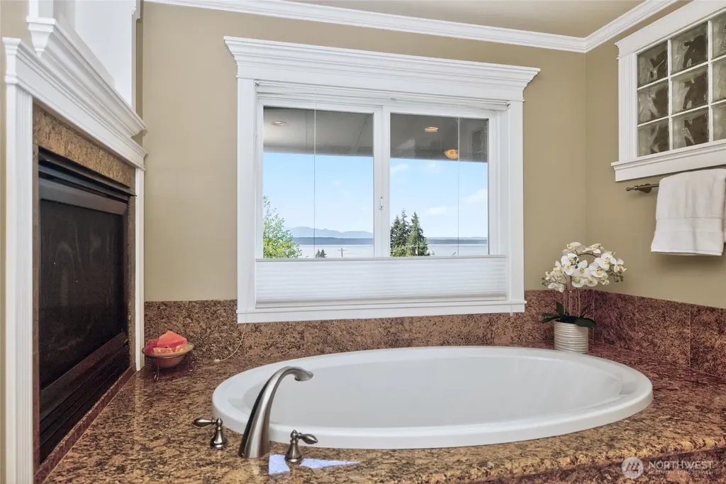 816 Walnut Street Edmonds WA 98020