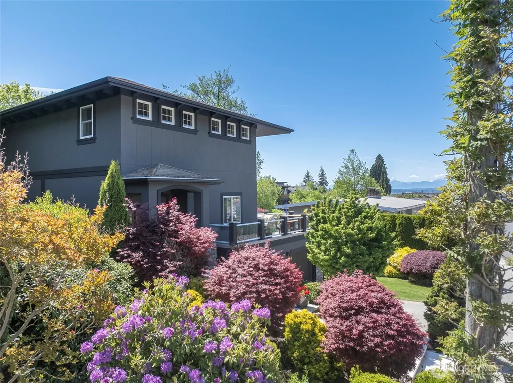 816 Walnut Street Edmonds WA 98020