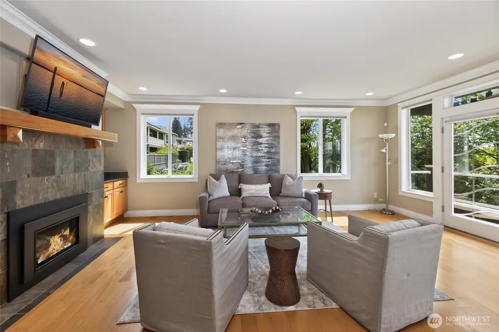816 Walnut Street Edmonds WA 98020