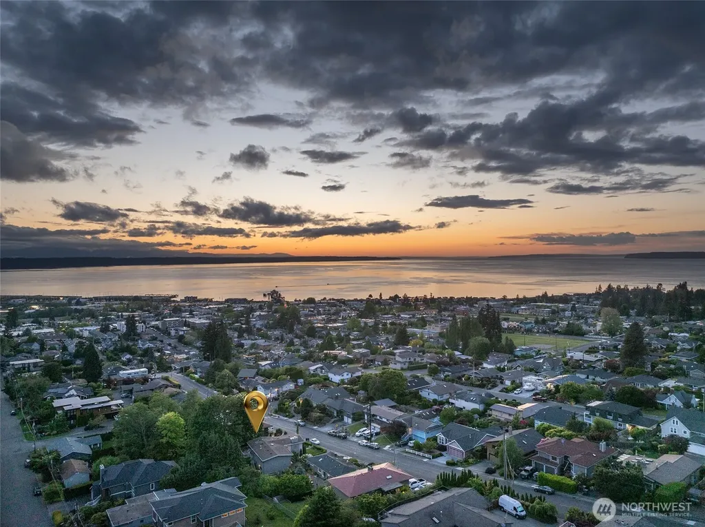 816 Walnut Street Edmonds WA 98020