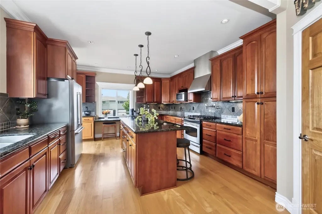 816 Walnut Street Edmonds WA 98020
