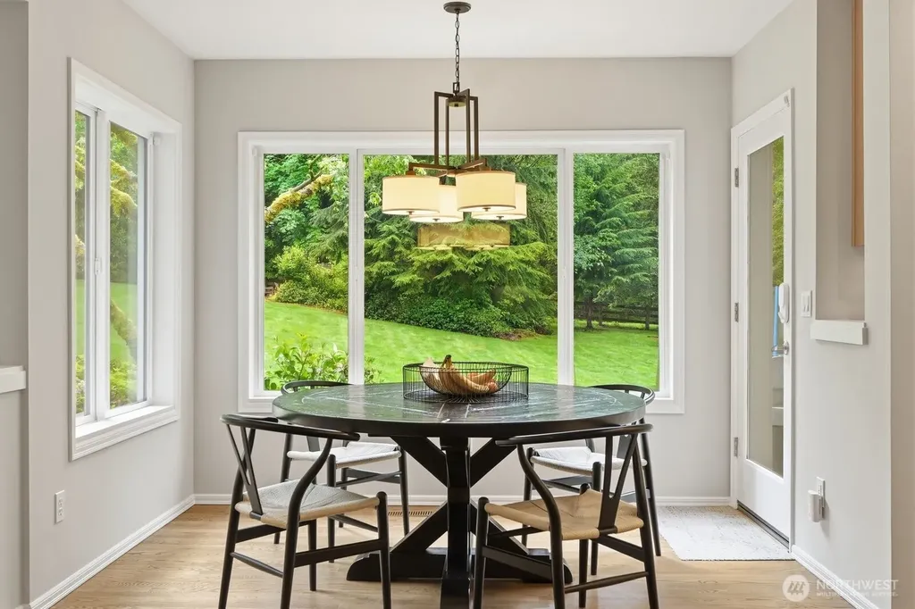 14415 221st Avenue NE Woodinville WA 98077