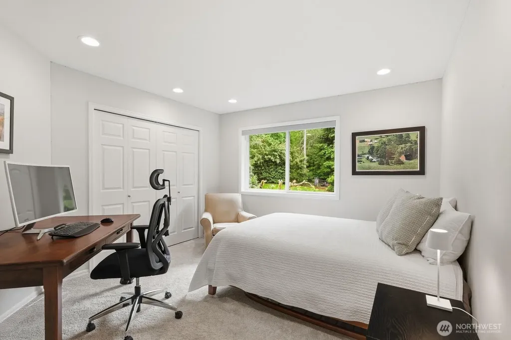 14415 221st Avenue NE Woodinville WA 98077