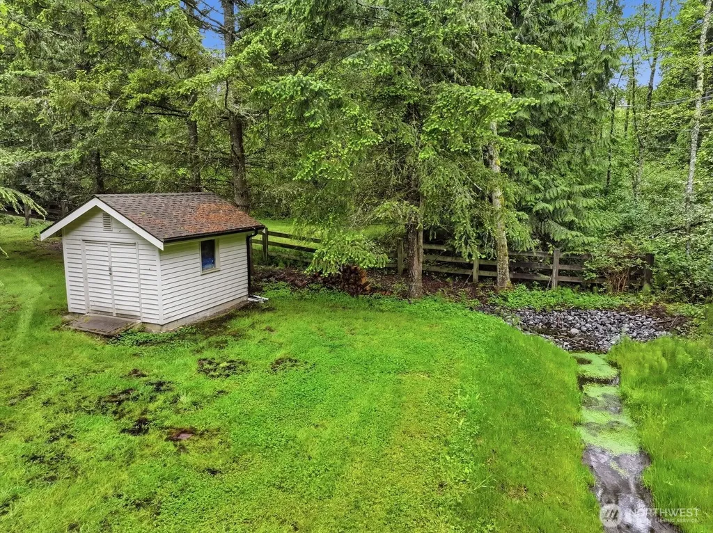 14415 221st Avenue NE Woodinville WA 98077