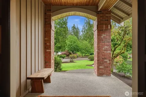 14415 221st Avenue NE Woodinville WA 98077