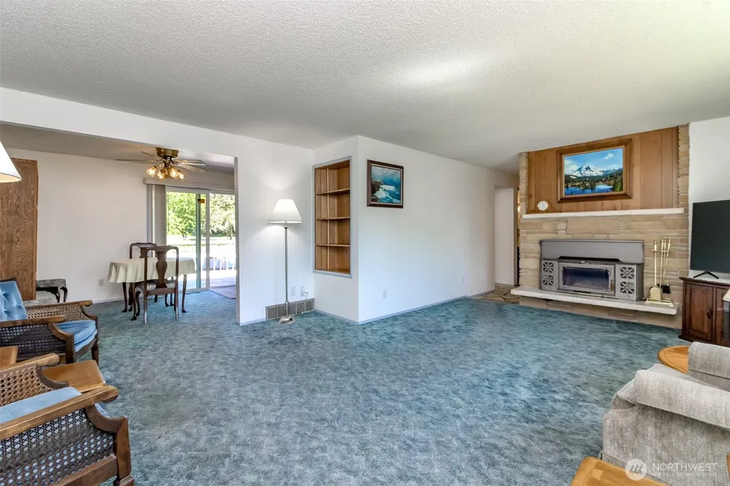 13632 183rd Avenue SE Renton WA 98059