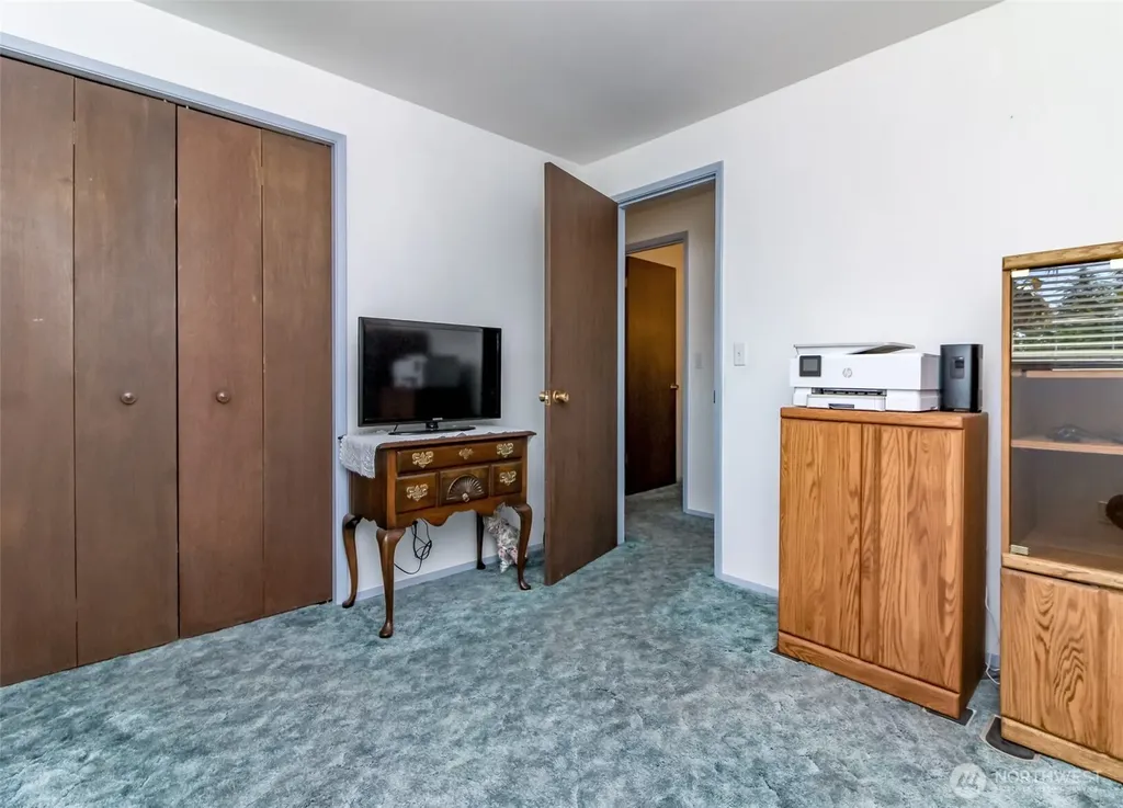 13632 183rd Avenue SE Renton WA 98059