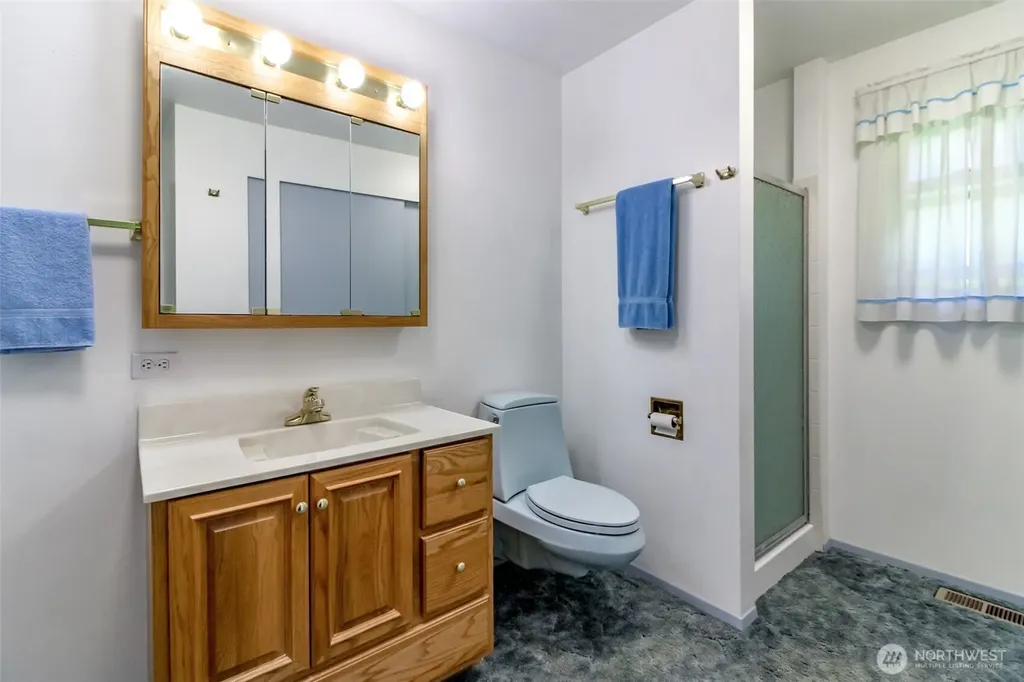 13632 183rd Avenue SE Renton WA 98059