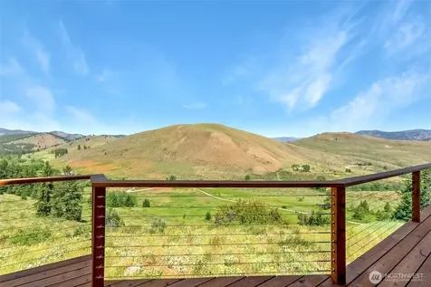 427 Rendezvous Road Winthrop WA 98862