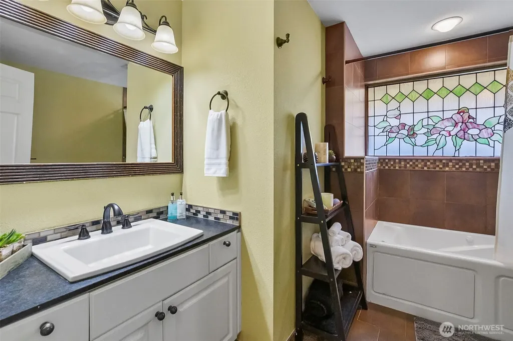 4930 Narbeck Avenue Everett WA 98203