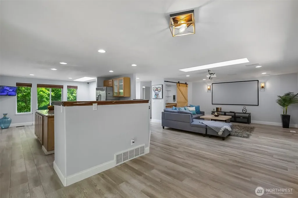 4930 Narbeck Avenue Everett WA 98203