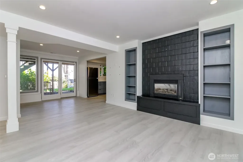 16235 NE 51st Street Redmond WA 98052