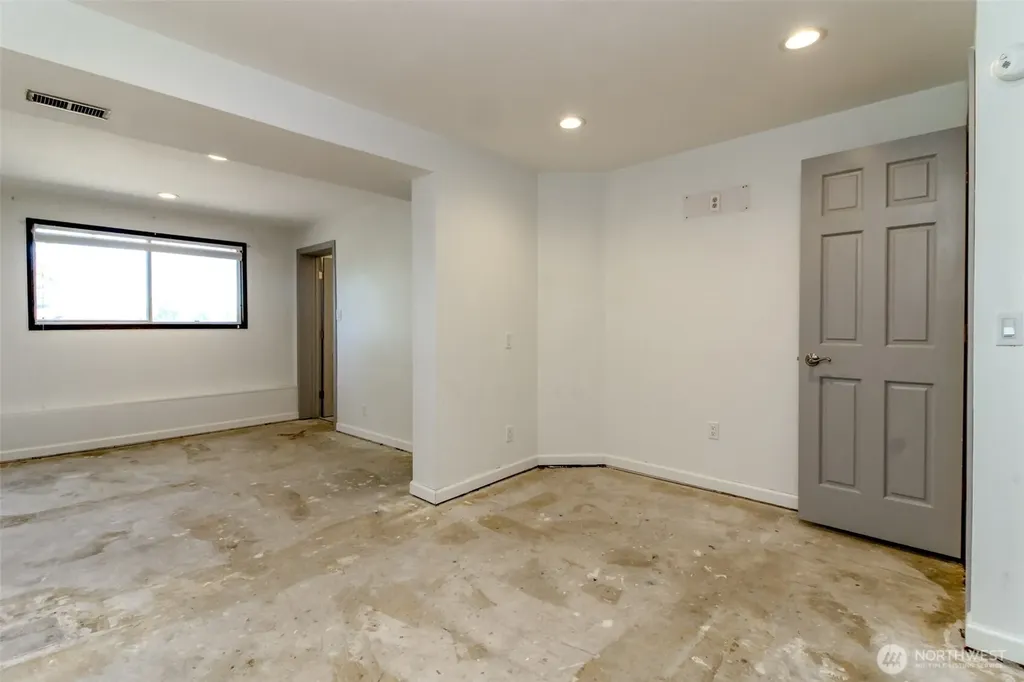 16235 NE 51st Street Redmond WA 98052