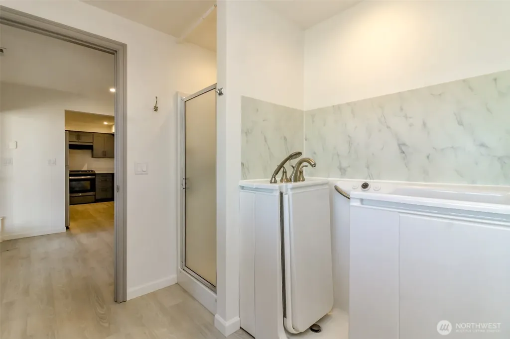 16235 NE 51st Street Redmond WA 98052