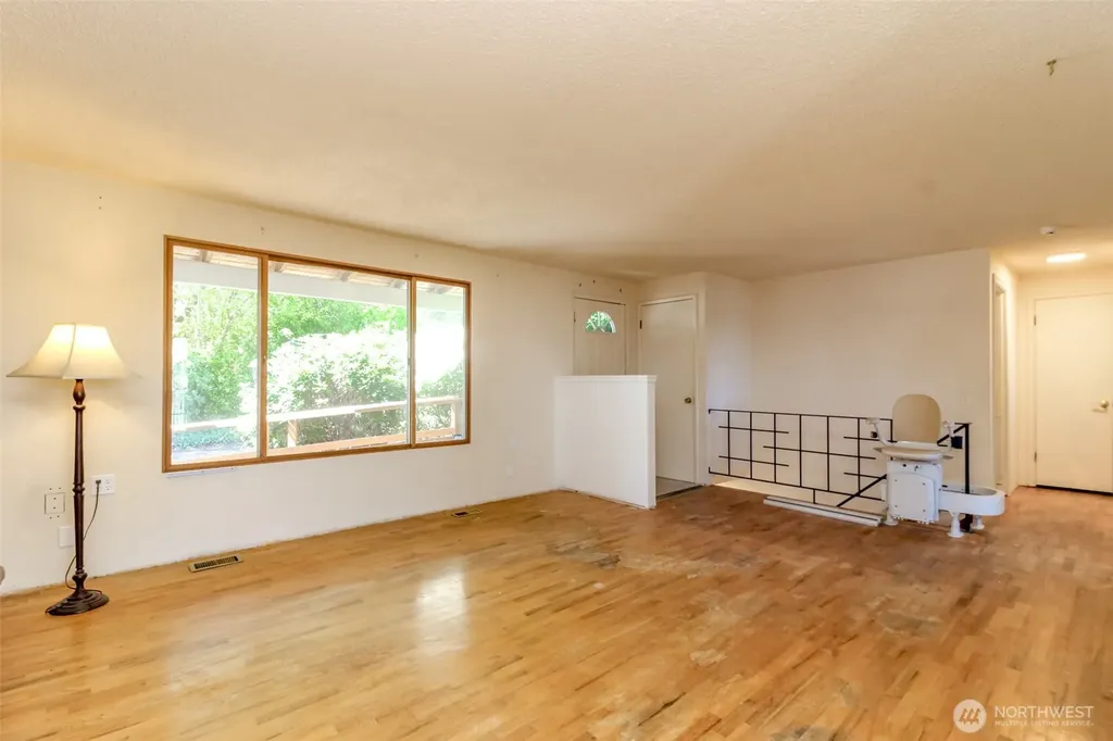 16235 NE 51st Street Redmond WA 98052