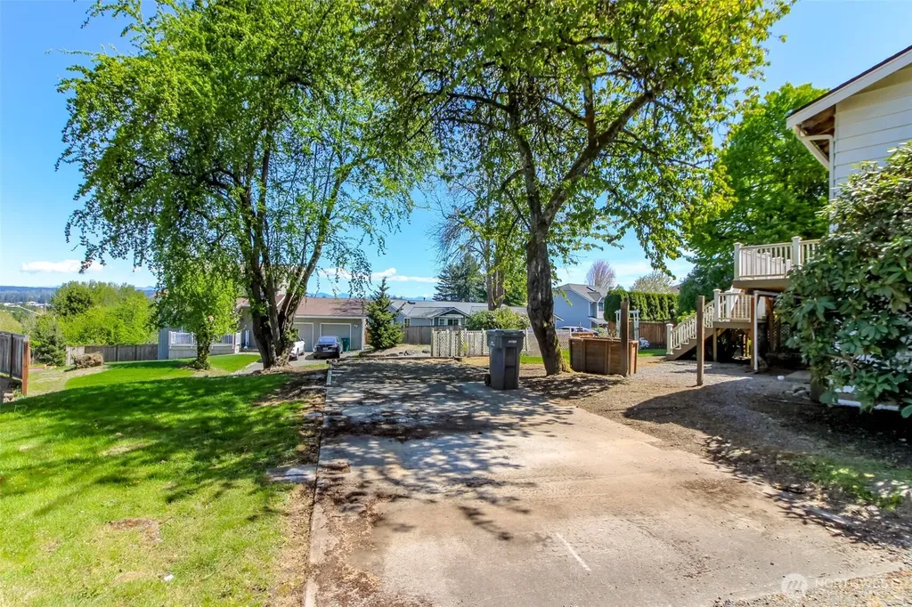 16235 NE 51st Street Redmond WA 98052