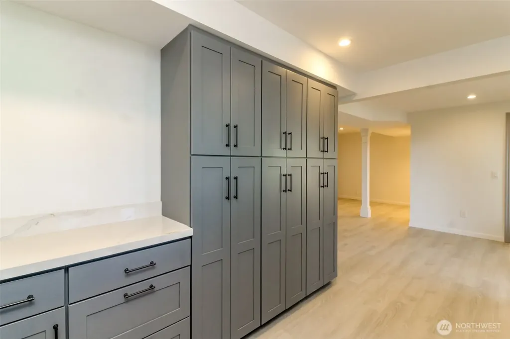 16235 NE 51st Street Redmond WA 98052