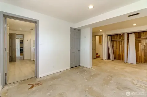 16235 NE 51st Street Redmond WA 98052