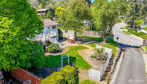 16235 NE 51st Street Redmond WA 98052