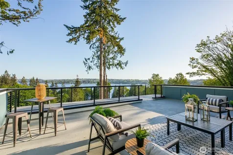 10719 Lake View Drive Lake Stevens WA 98258