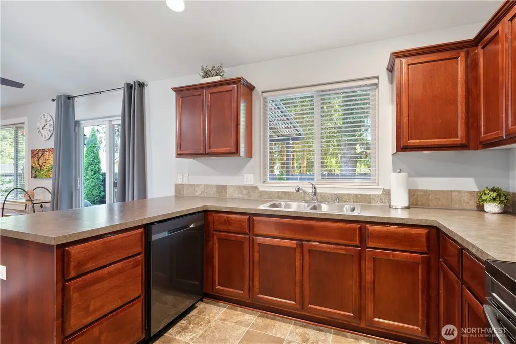 156 Wyatt Drive Kelso WA 98626