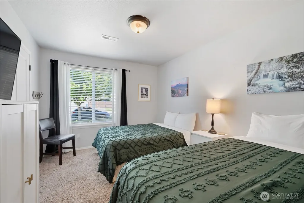 156 Wyatt Drive Kelso WA 98626