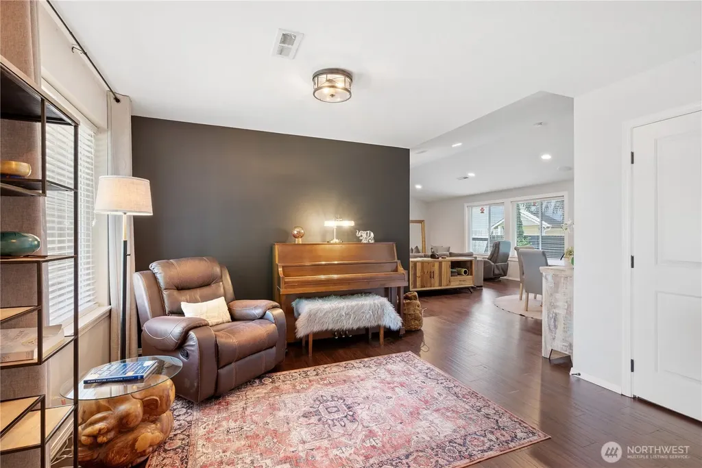 156 Wyatt Drive Kelso WA 98626