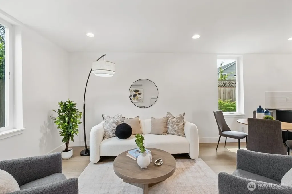 311 NW 89th Street Seattle WA 98117