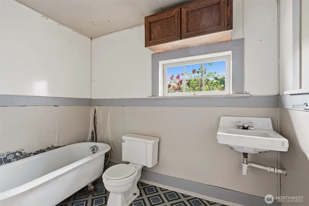 229 13th Street SE Auburn WA 98002