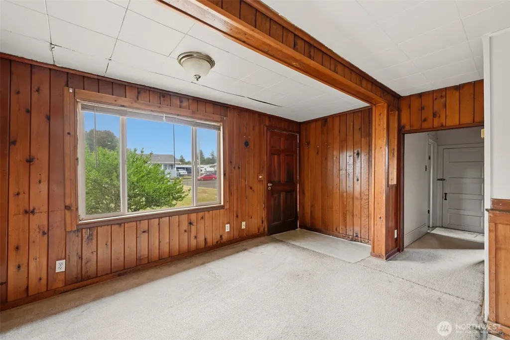 229 13th Street SE Auburn WA 98002