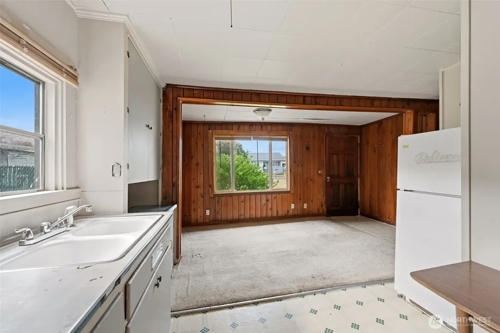 229 13th Street SE Auburn WA 98002