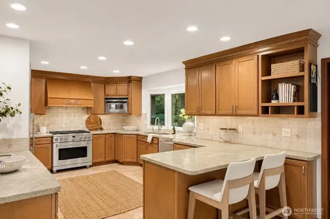 5601 43rd Avenue W Seattle WA 98199