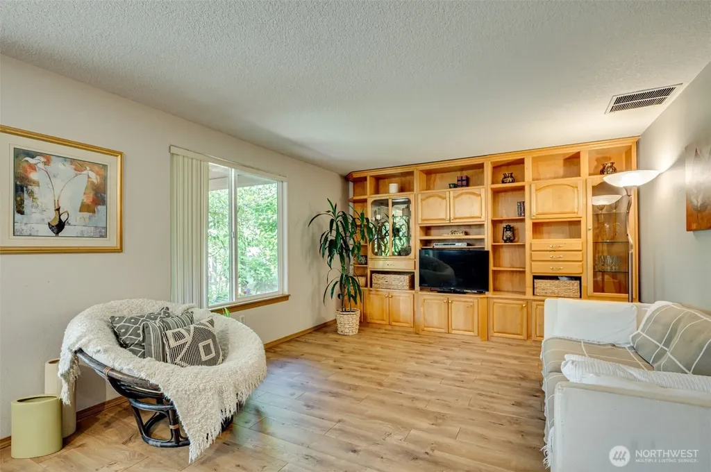 15521 NE 87th Street Vancouver WA 98682
