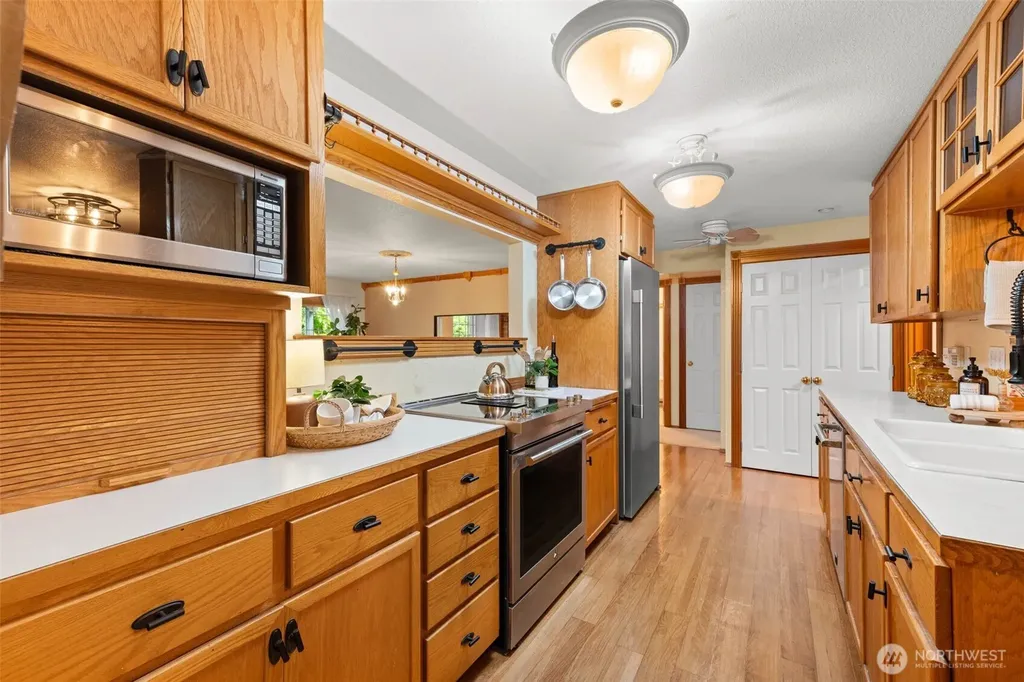 13423 100th Street NW Gig Harbor WA 98329