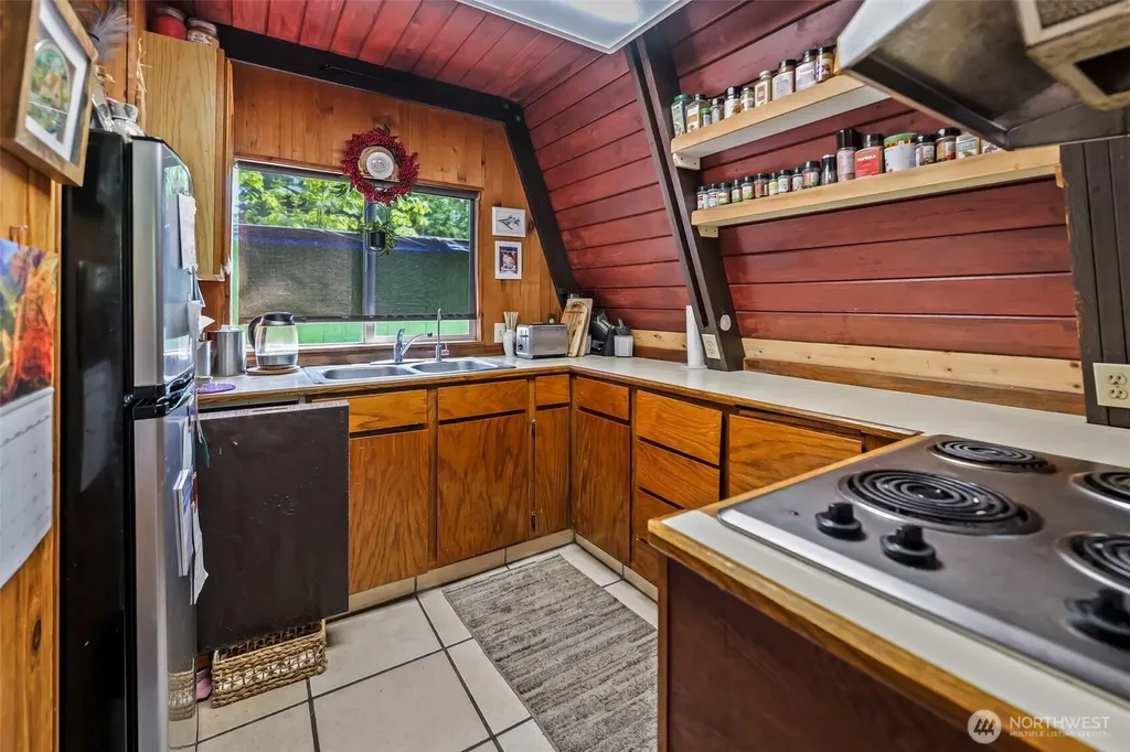 8011 175th Avenue SW Longbranch WA 98351