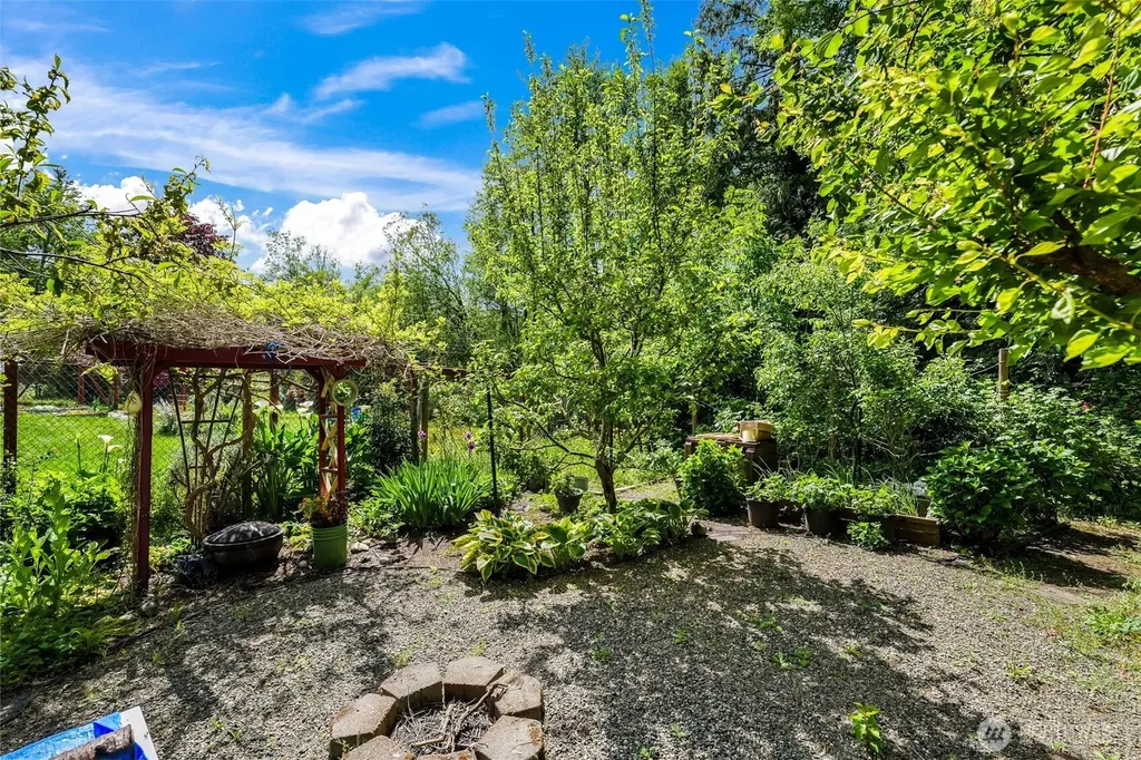 8011 175th Avenue SW Longbranch WA 98351