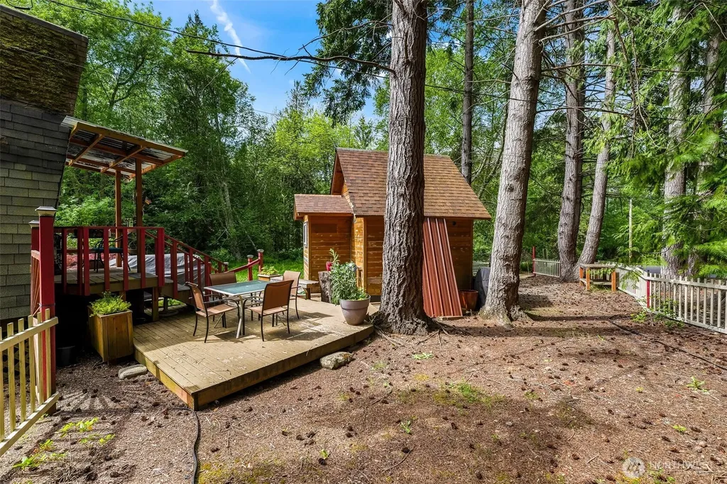 8011 175th Avenue SW Longbranch WA 98351