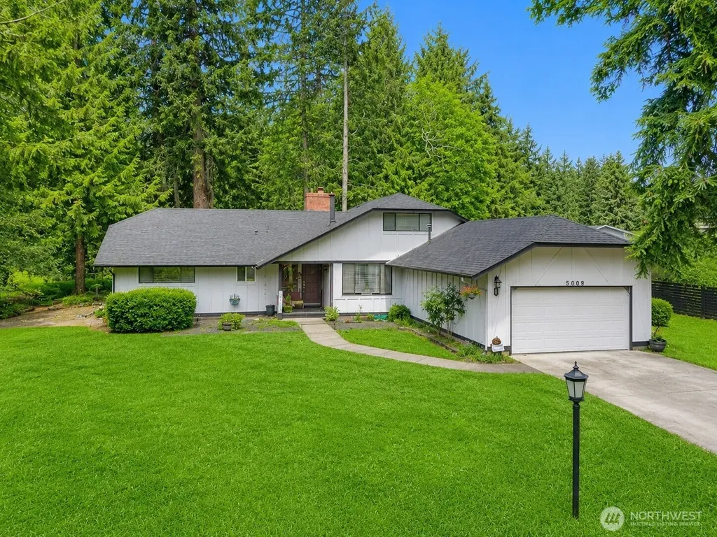 5808 Woodlake Drive W University Place WA 98467