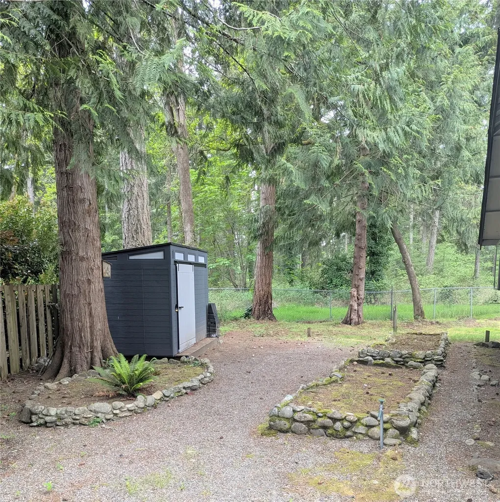 5808 Woodlake Drive W University Place WA 98467