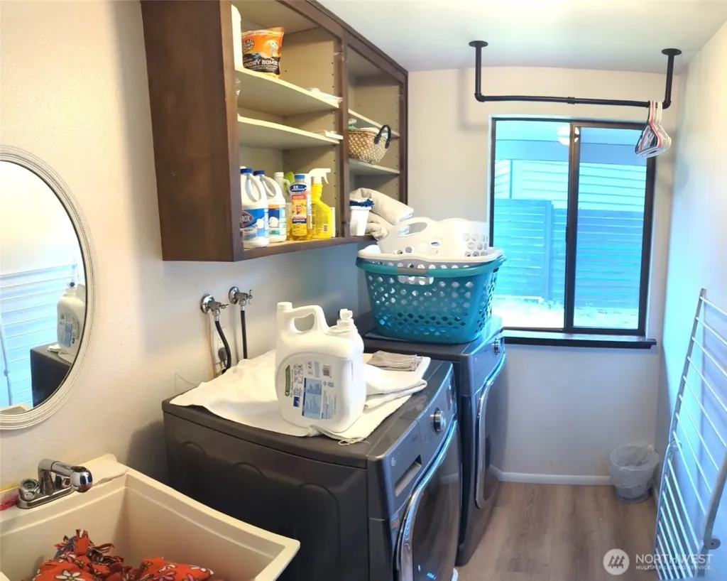 5808 Woodlake Drive W University Place WA 98467