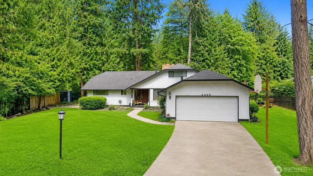 5808 Woodlake Drive W University Place WA 98467