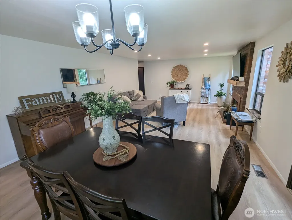 5808 Woodlake Drive W University Place WA 98467