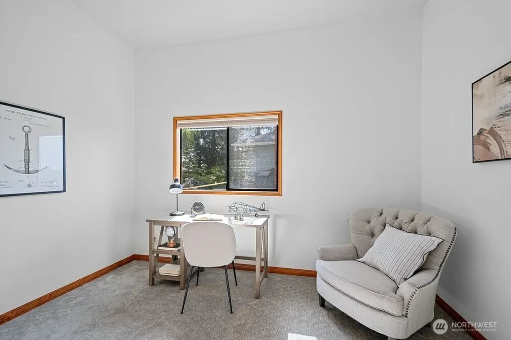 902 7th Avenue S Edmonds WA 98020