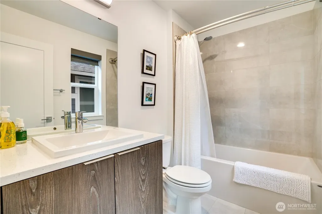 12988 189th Avenue E Bonney Lake WA 98391