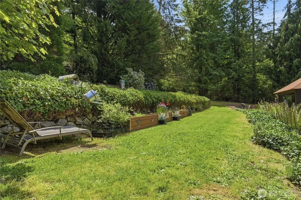 15275 Bandix Road SE Olalla WA 98359