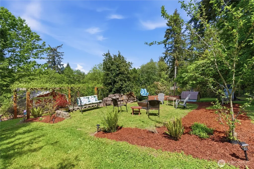 15275 Bandix Road SE Olalla WA 98359